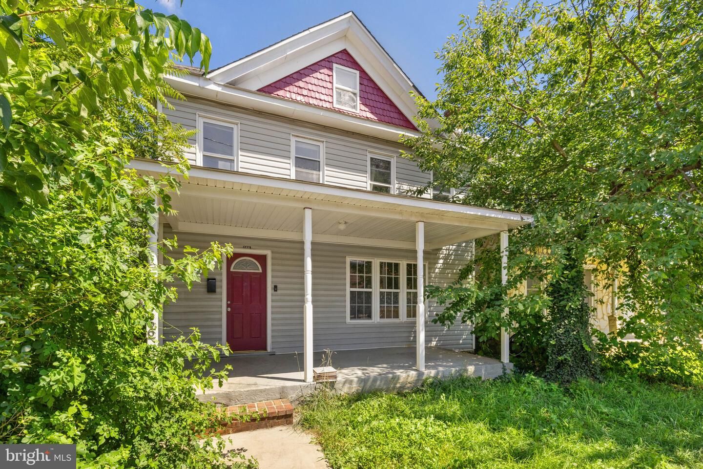 Property Photo: 566 N Loudoun Street VA 22601
