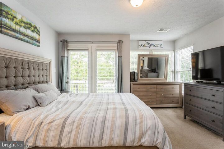 Property Photo: 5701 Rowanberry Drive 106 MD 21075