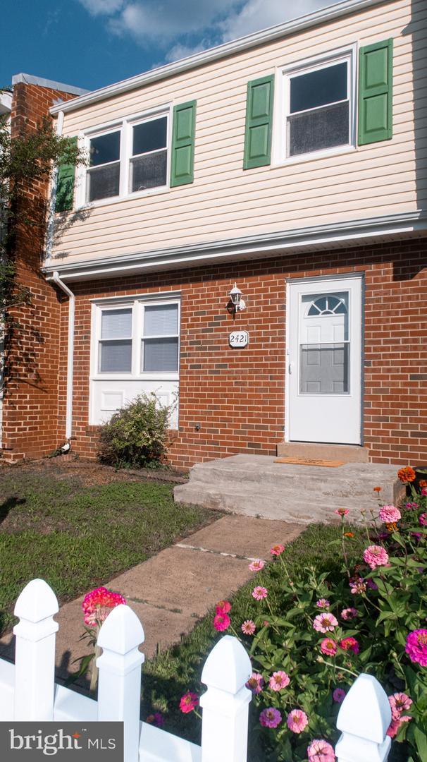 Property Photo:  2421 Kilpatrick Place  VA 22026 