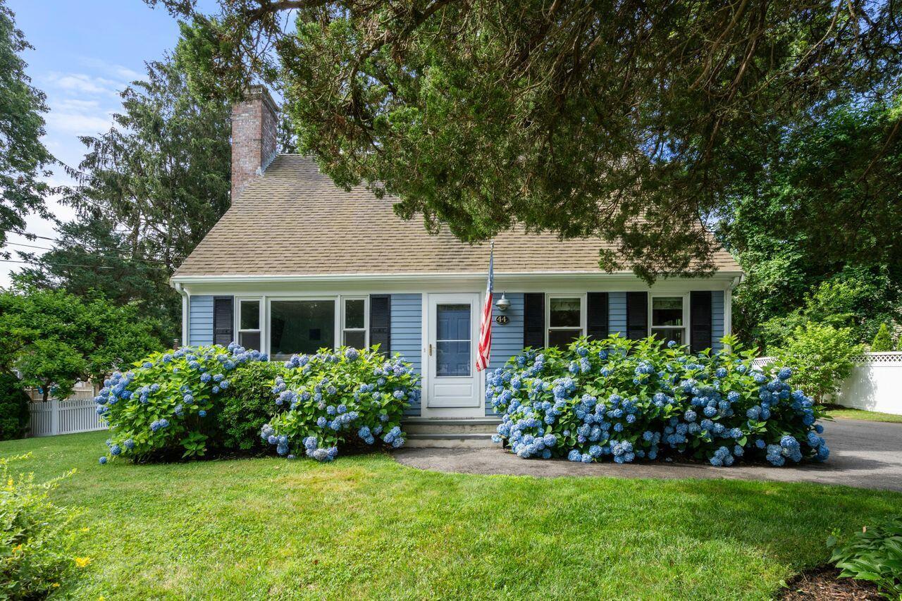 Property Photo: 44 Hillside Avenue MA 02556