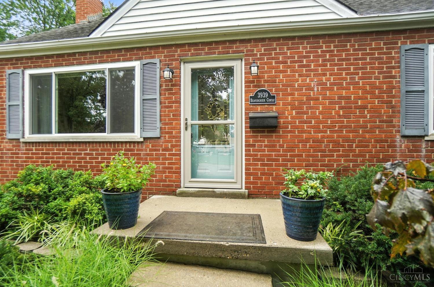 Property Photo: 3939 Beavercreek Circle OH 45241