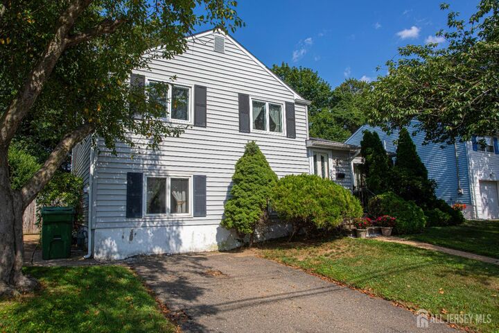 94 Albert Drive  Sayreville NJ 08859 photo