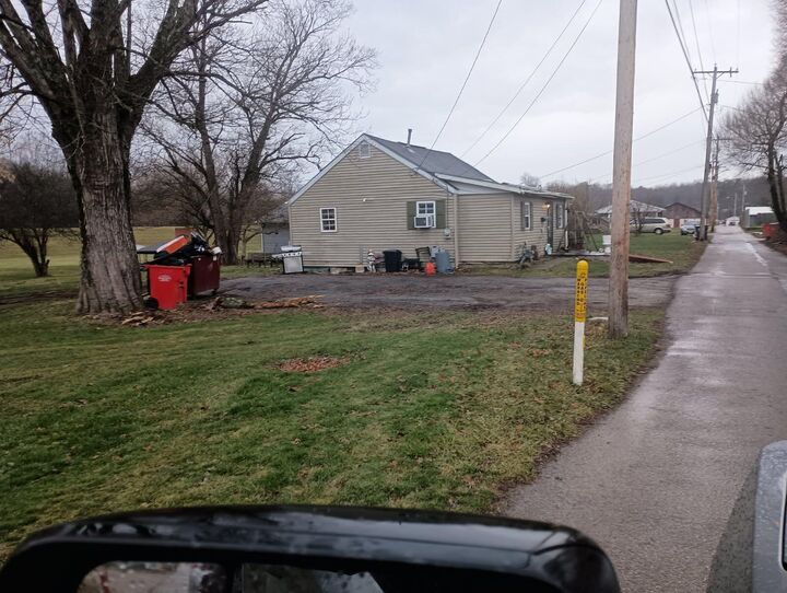 Property Photo: 138 Potters Lane OH 43777