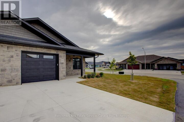Property Photo:  53 Cavalier Crescent  ON N0G 2R0 