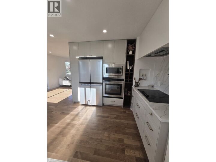 Photo de la propriété: 10307 104 Avenue BC V1J 2K8