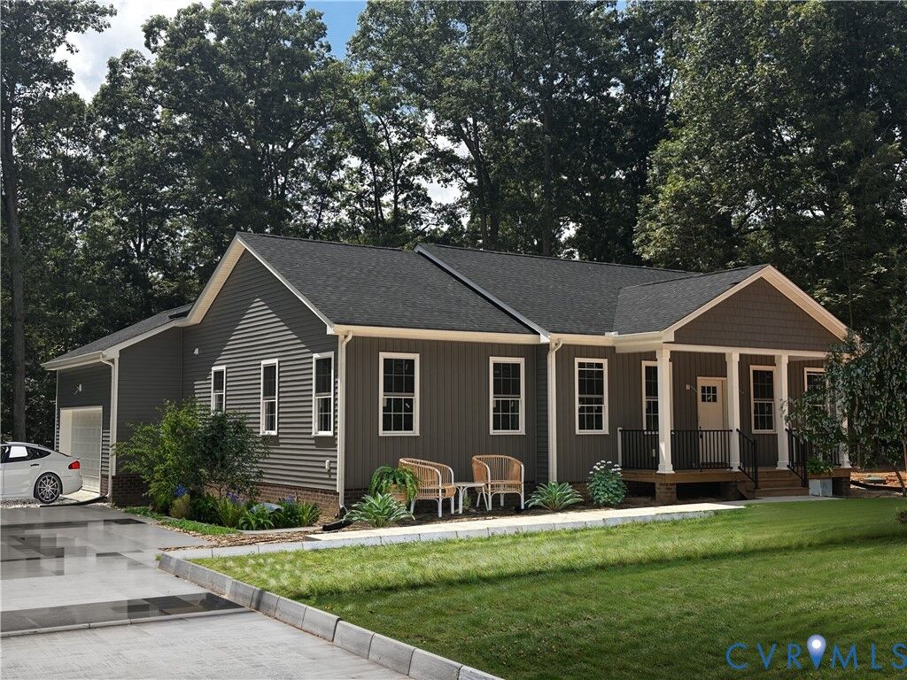 Property Photo:  1007 Clement Town Road  VA 23139 