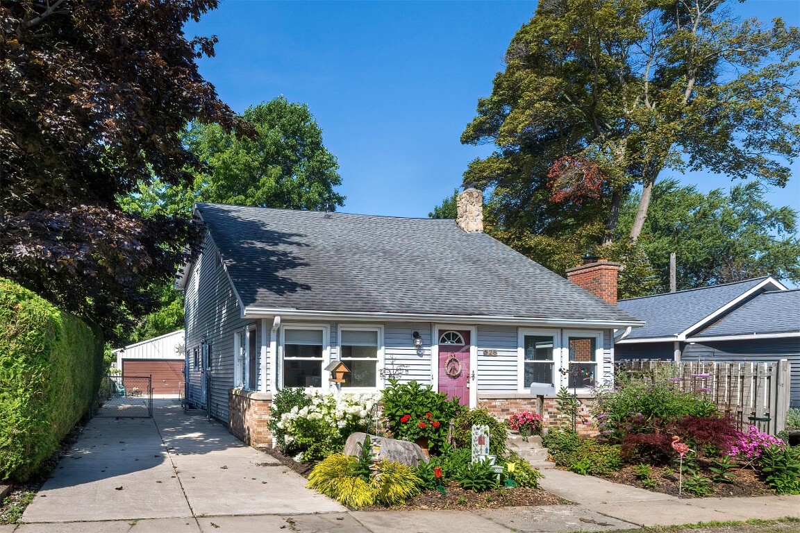 Property Photo:  328 Beachgrove Drive  PA 16505 