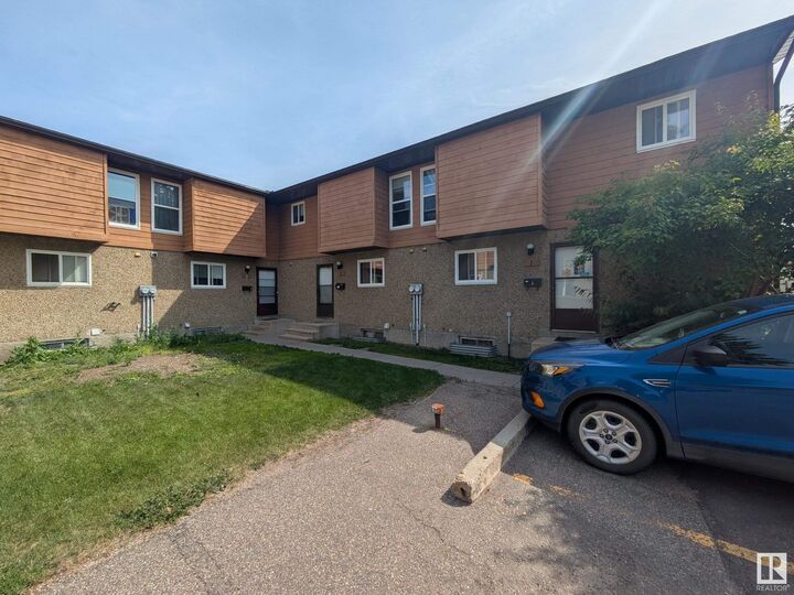 Property Photo: 3812 20 Avenue NW 2 AB T6L 4B2