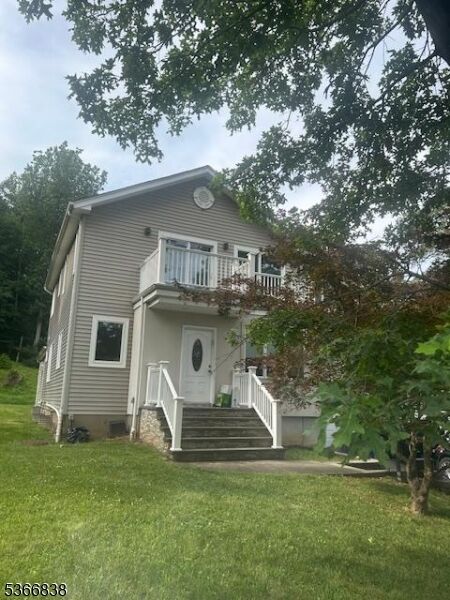 Property Photo: 49 Mayfair Dr NJ 07052