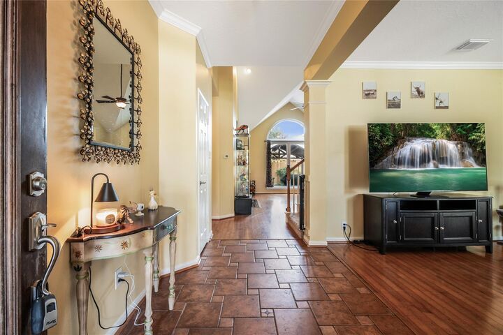 Property Photo: 1410 Poplar Court TX 77586