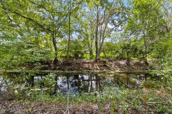Property Photo: 516 S Tuck Point FL 34450