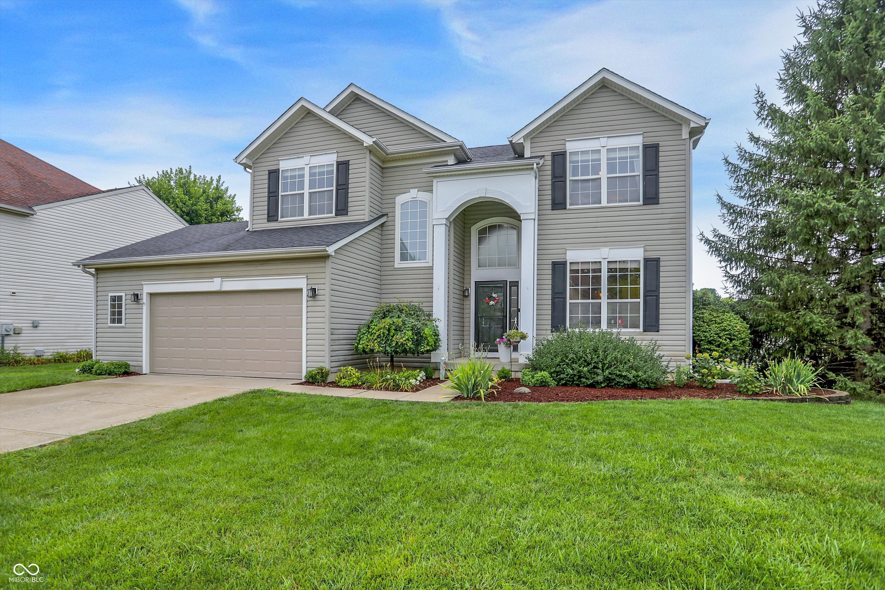 Property Photo: 11729 Gatwick View Drive IN 46037