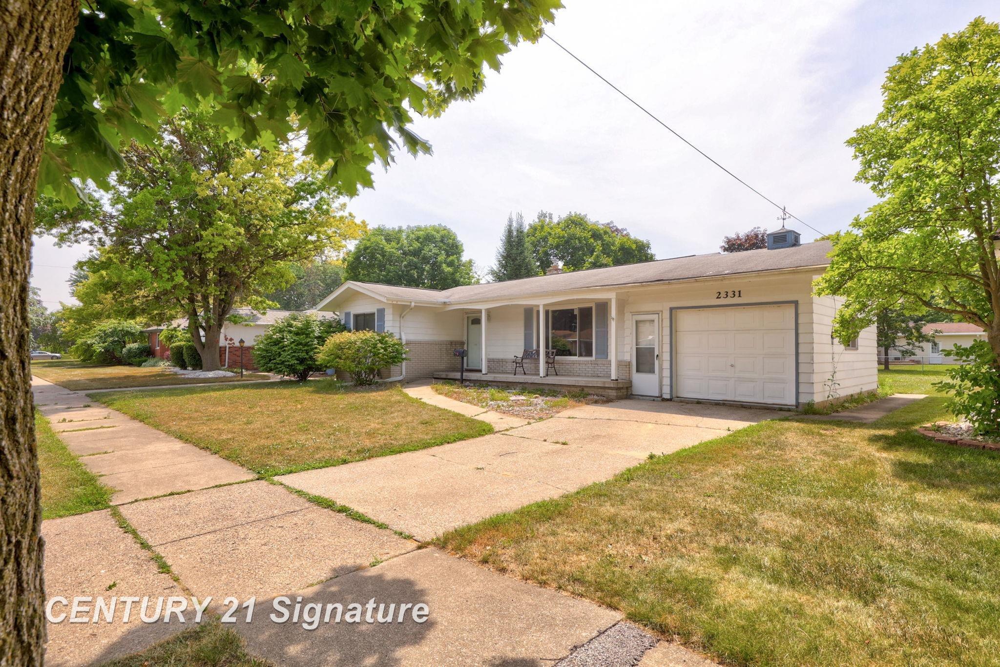 Property Photo: 2331 Whitemore Place MI 48602
