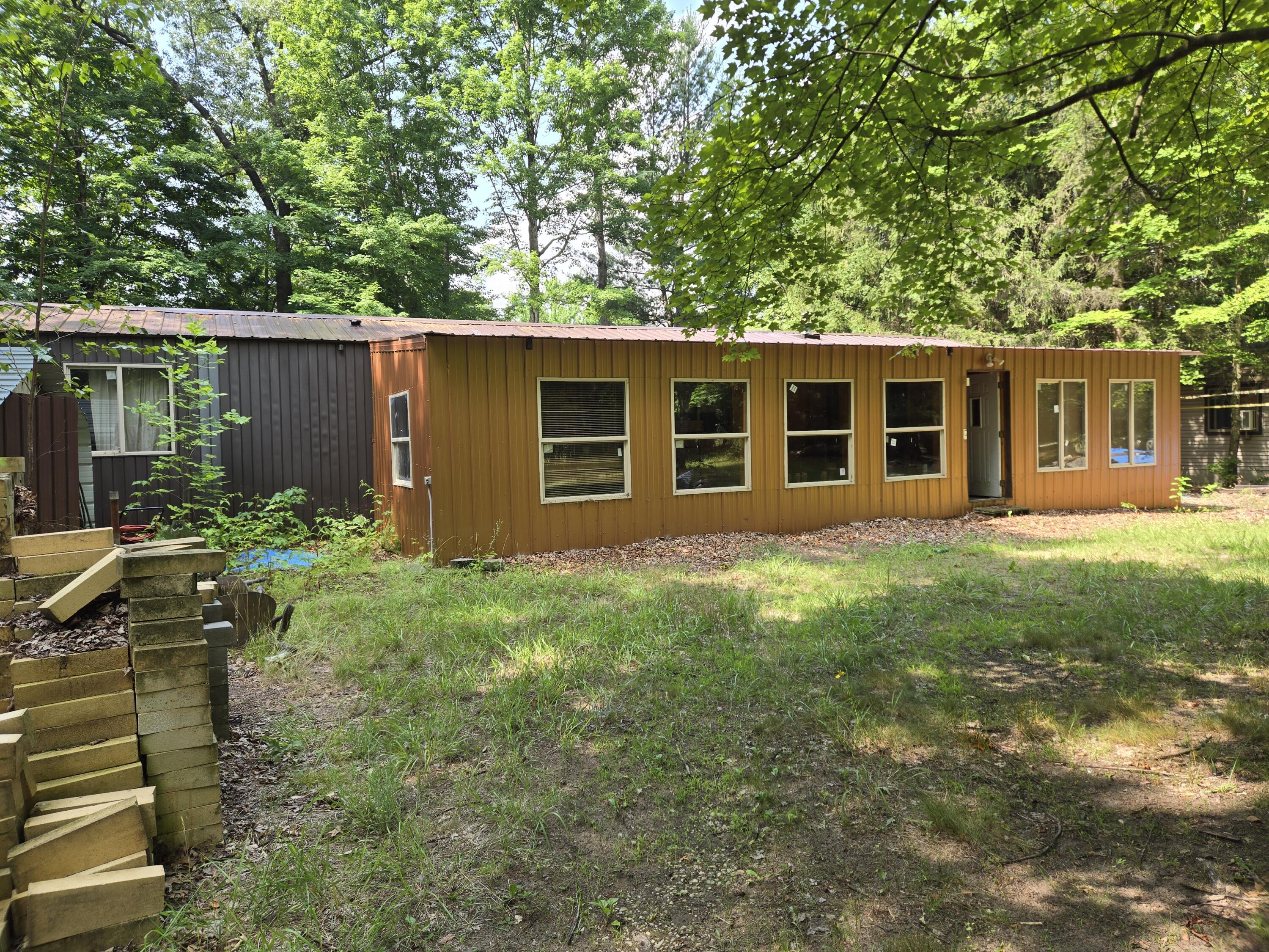 8739 E Ruth Drive  Branch MI 49402 photo