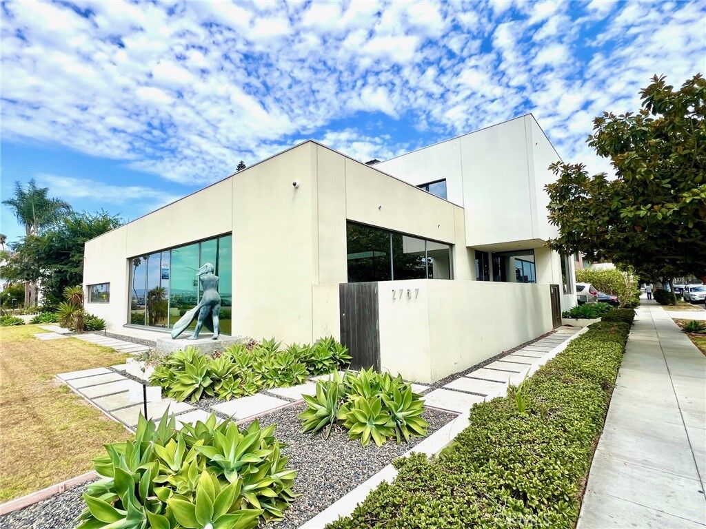 Property Photo:  2767 E. Ocean Boulevard  CA 90803 