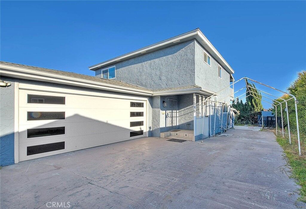Property Photo:  1516 121st Street  CA 90047 