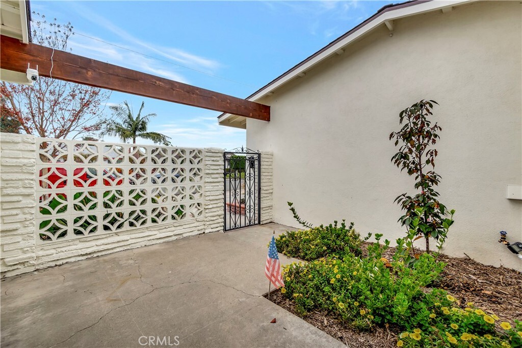 Property Photo: 6532 Rome Circle CA 92647