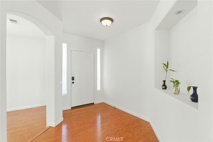 Property Photo: 26050 Singer Place CA 91381