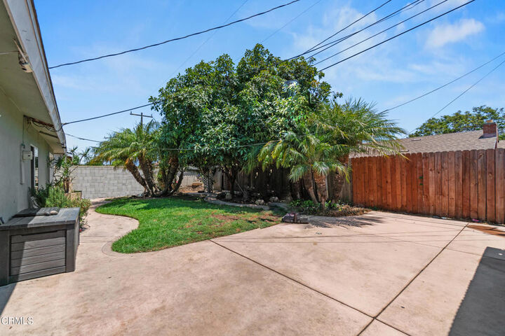 Property Photo:  4700 Hamilton Avenue  CA 93033 