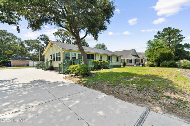 Property Photo: 210 NE 52nd Street NC 28465