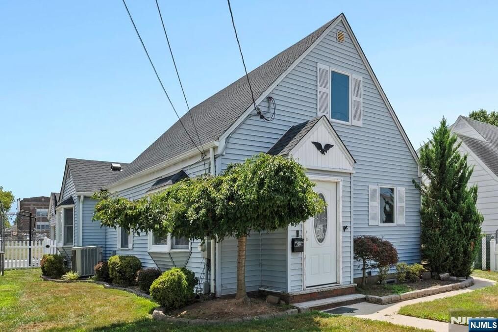 Property Photo: 124 Washington Avenue NJ 07407