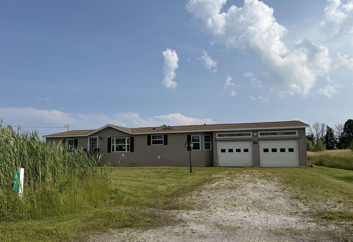 111 Deso Drive  Alburgh VT 05440 photo