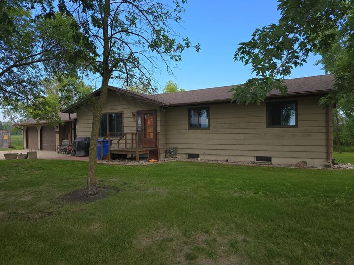 Property Photo: 24942 County Highway 6 MN 56501
