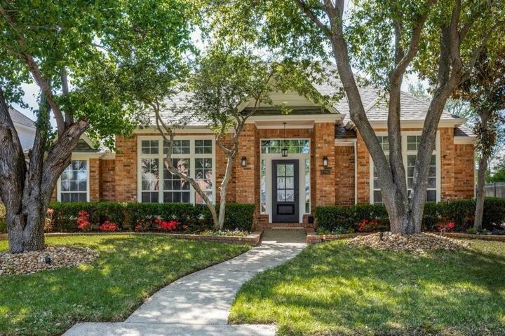 2300 Hunter Place Lane  Arlington TX 76006 photo