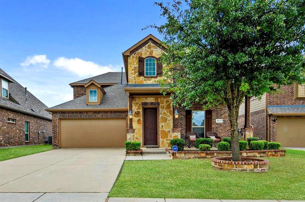 Property Photo: 10637 Musketball Place TX 75072