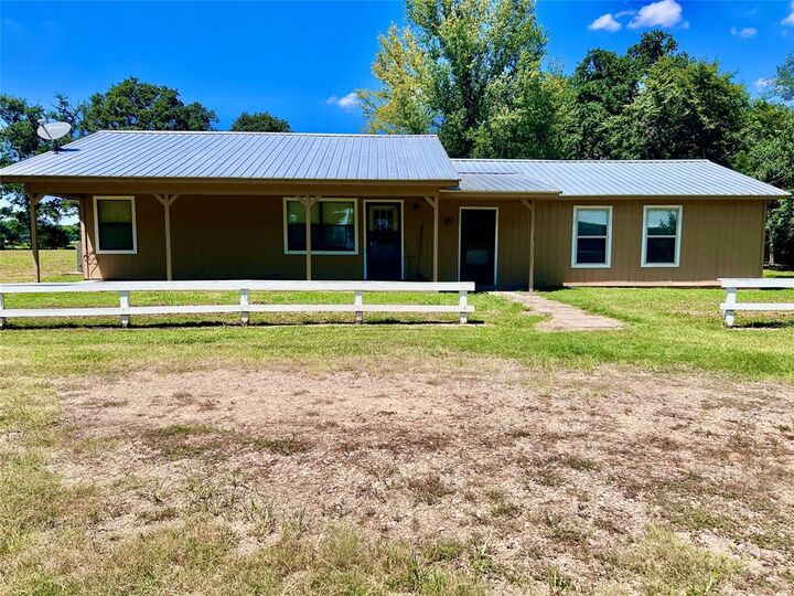 Property Photo:  6903 Farm Road 1498  TX 75462 