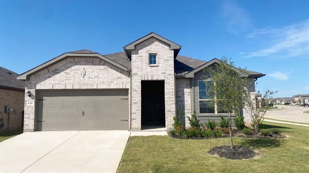Property Photo:  119 Hibiscus Drive  TX 76023