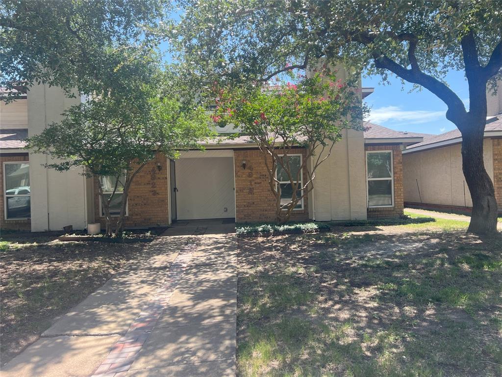 Property Photo: 4919 Regal Bluff TX 75150