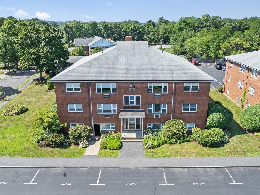 Property Photo:  20 Whitman Road B-1  MA 02453 