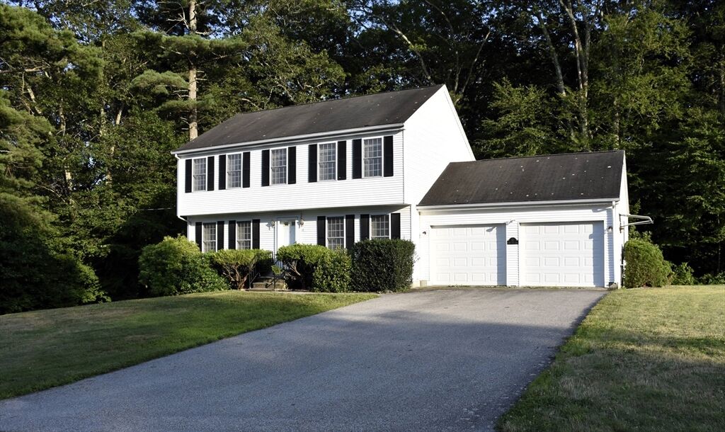 Property Photo: 11 Pineview Rd MA 01571