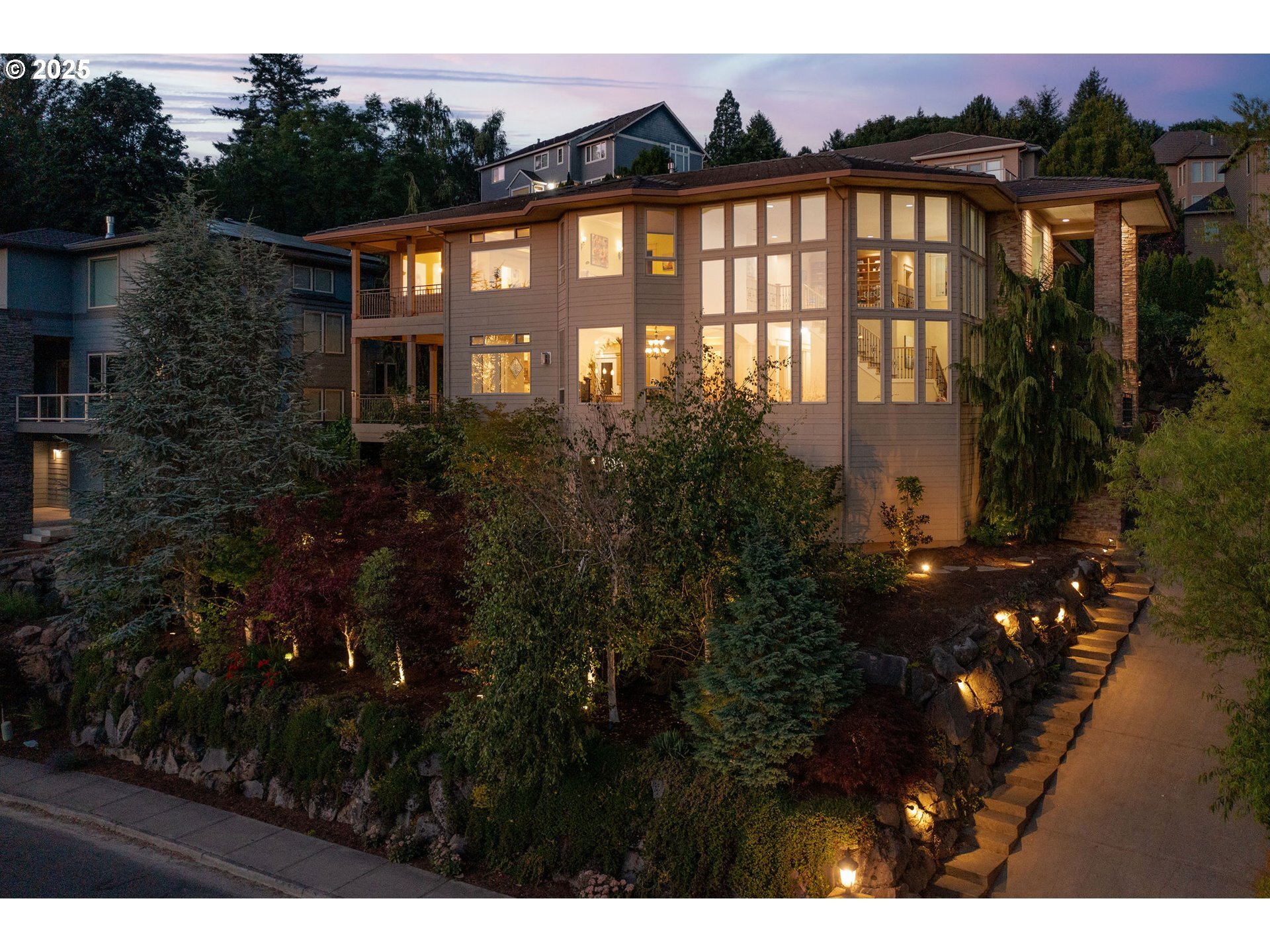 3246 NW Chapin Dr  Portland OR 97229 photo