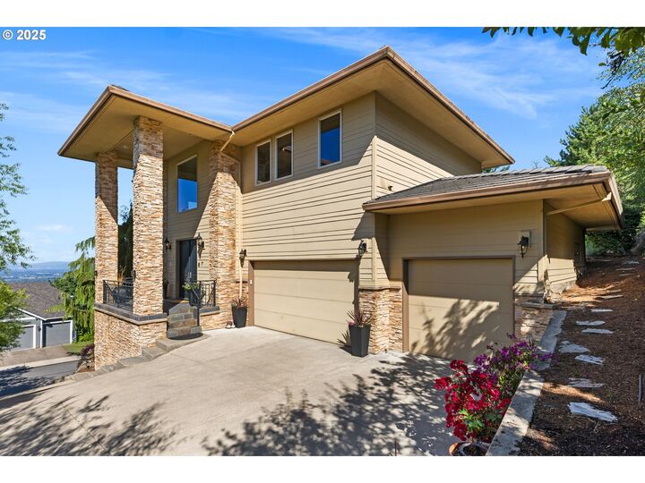 3246 NW Chapin Dr  Portland OR 97229 photo