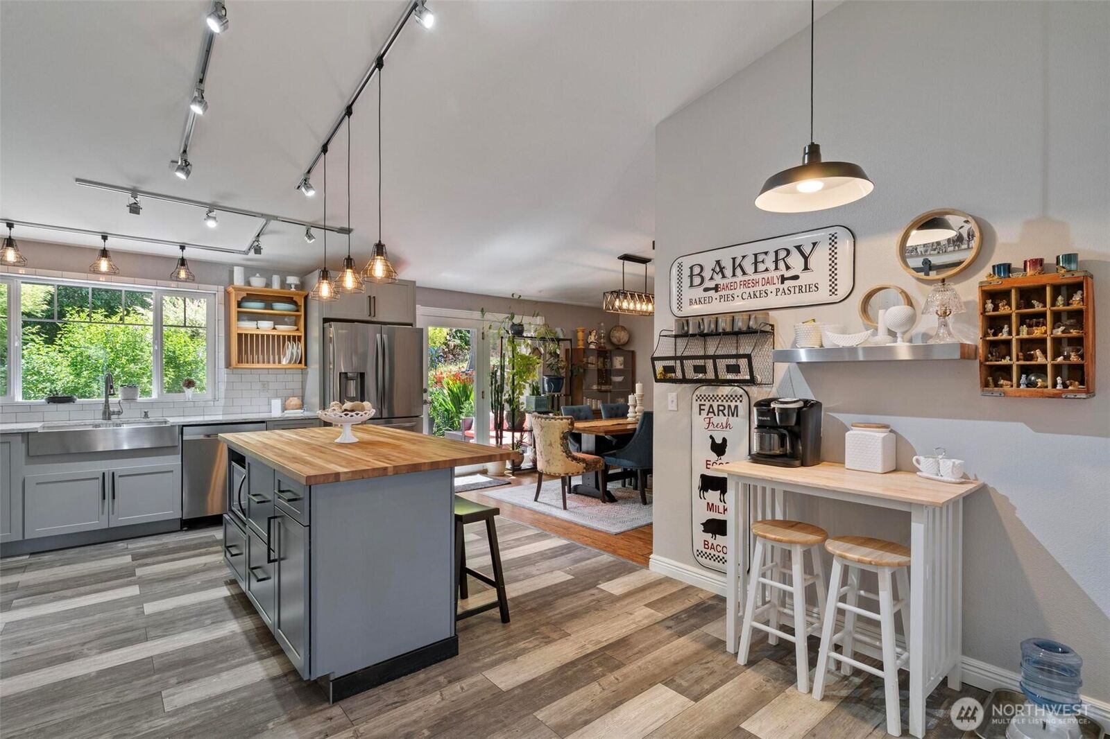 Property Photo:  117  Sweet Meadow Court  WA 98596 