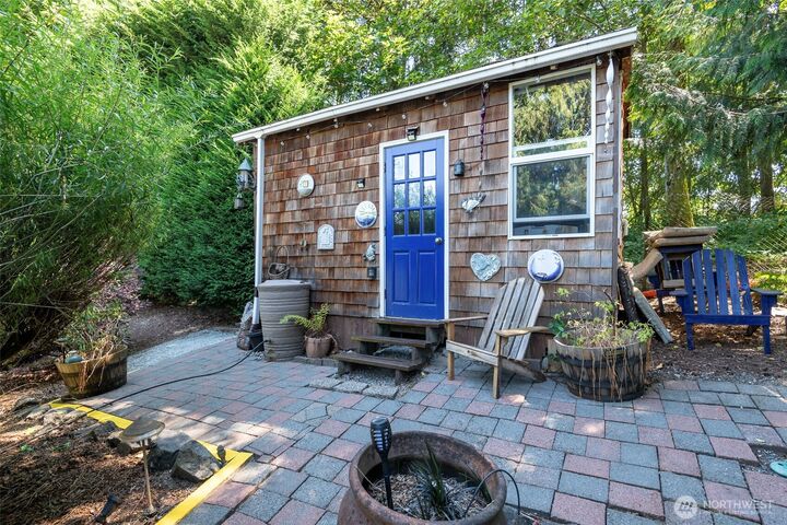 Property Photo:  2703  5th Street SW  WA 98373