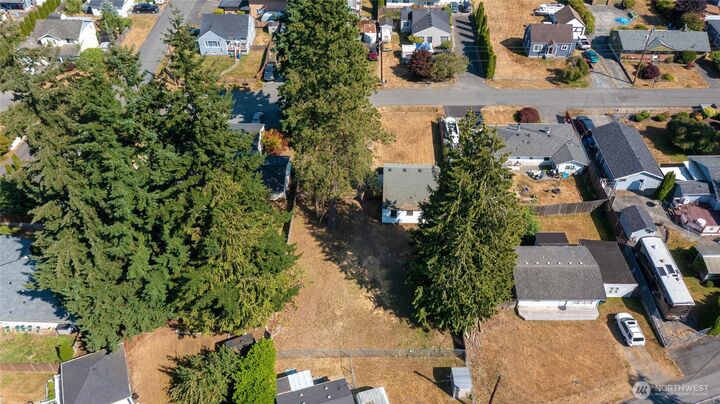 Property Photo: 6430 Elliott Way WA 98203