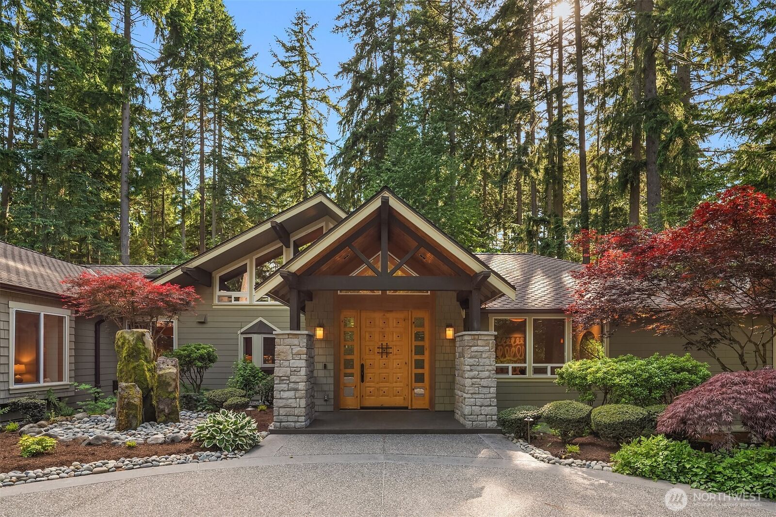Property Photo: 13433 NE 45th Street WA 98005
