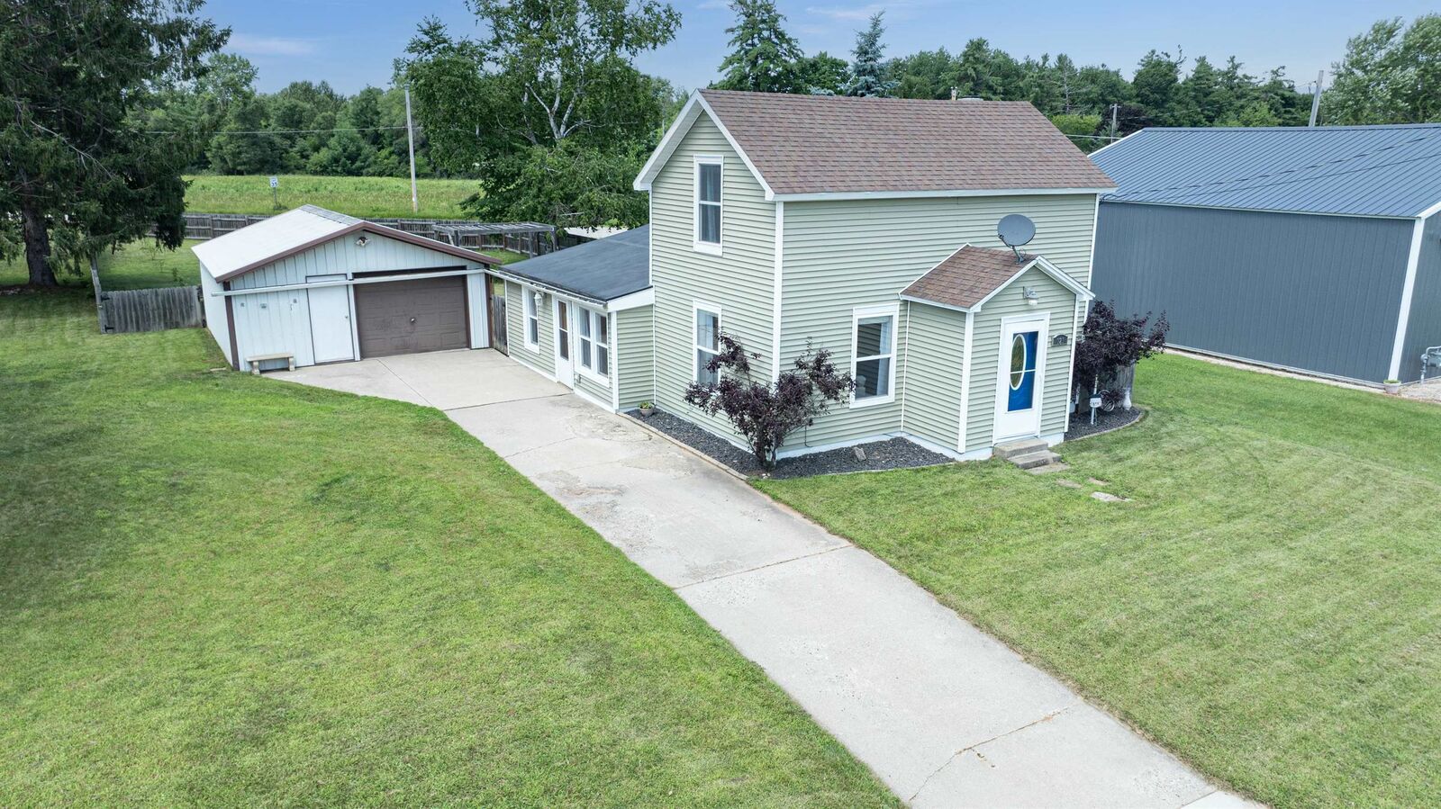 Property Photo: 121 S Flatley Avenue WI 54154