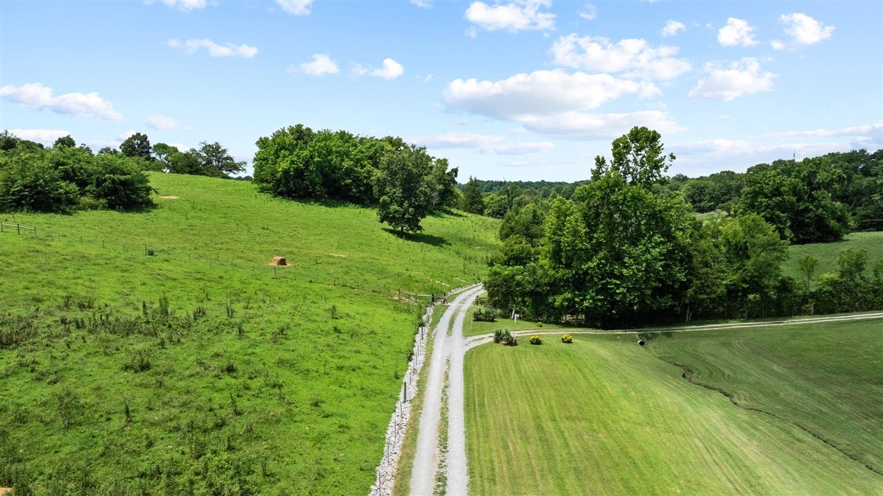 Property Photo:  600 Lee Keen Road  KY 42134 