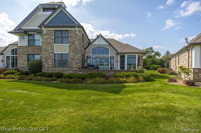 Property Photo:  1756 Edison Shores Place  MI 48060 