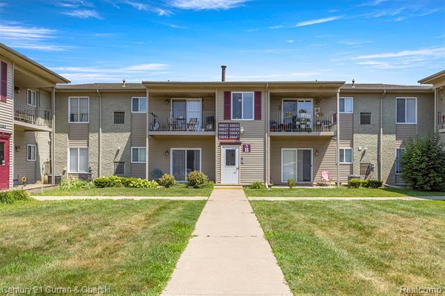 Property Photo:  10037 Allen Pointe Drive  MI 48101 