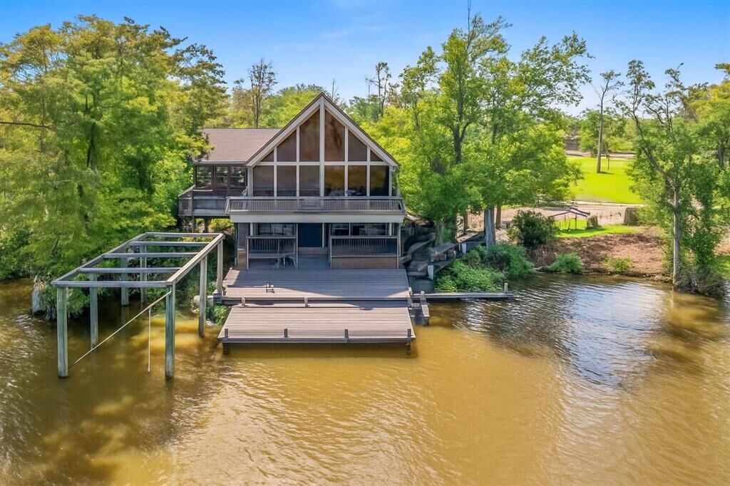 Property Photo: 3438 Nautical Drive LA 70615