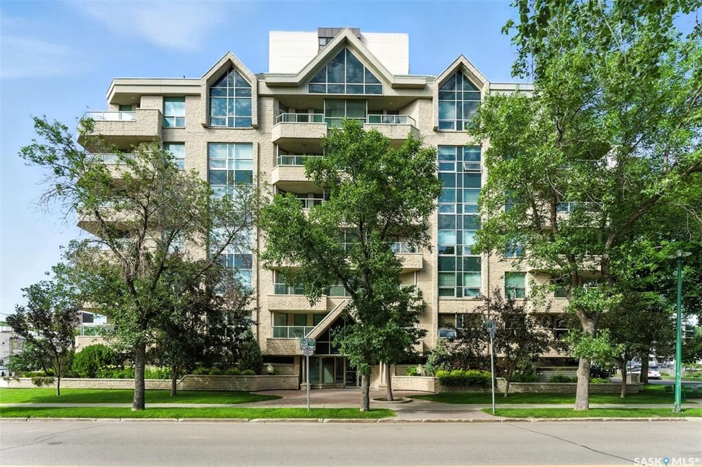 Property Photo:  303 5th Avenue N 401  SK S7K 2P6 