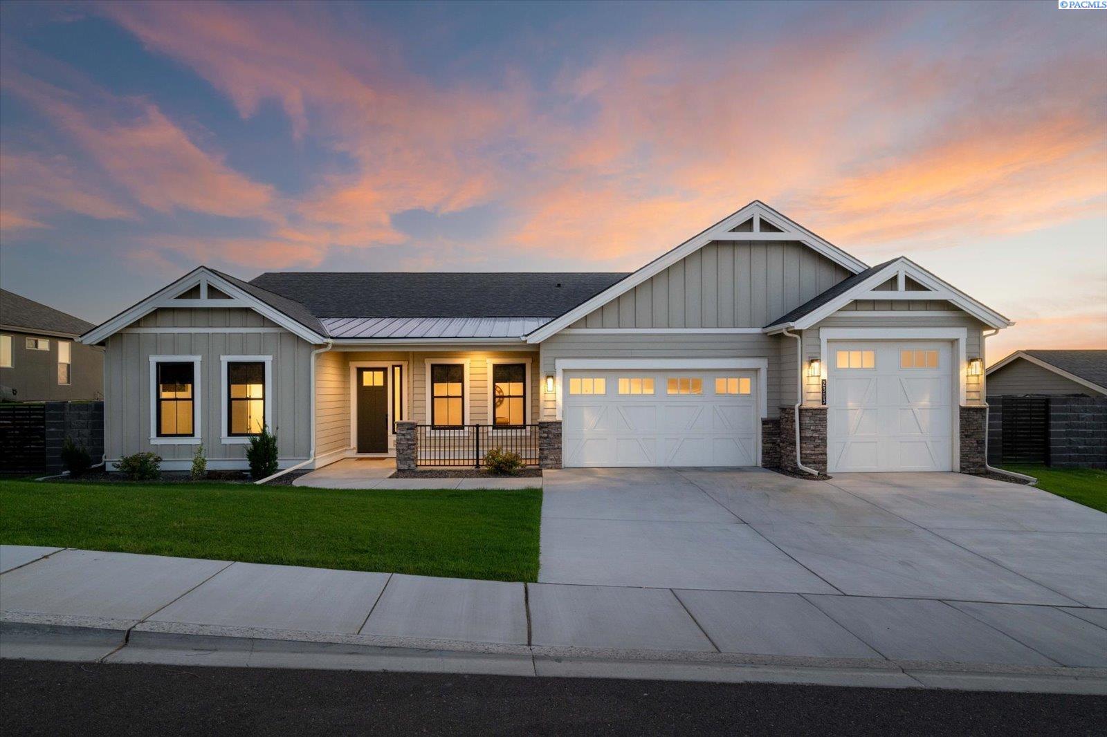 2303 Skyview Lp  Richland WA 99352-8017 photo