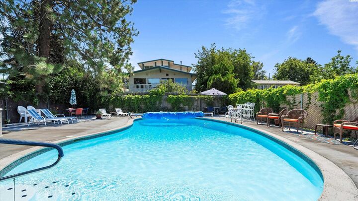 Property Photo:  4414 W Rio Grande Ave Unit F  WA 99336 