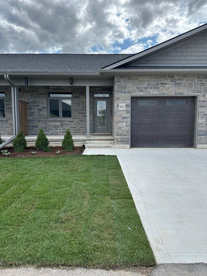 62 Cavalier Crescent  Huron-Kinloss ON N0G 2R0 photo