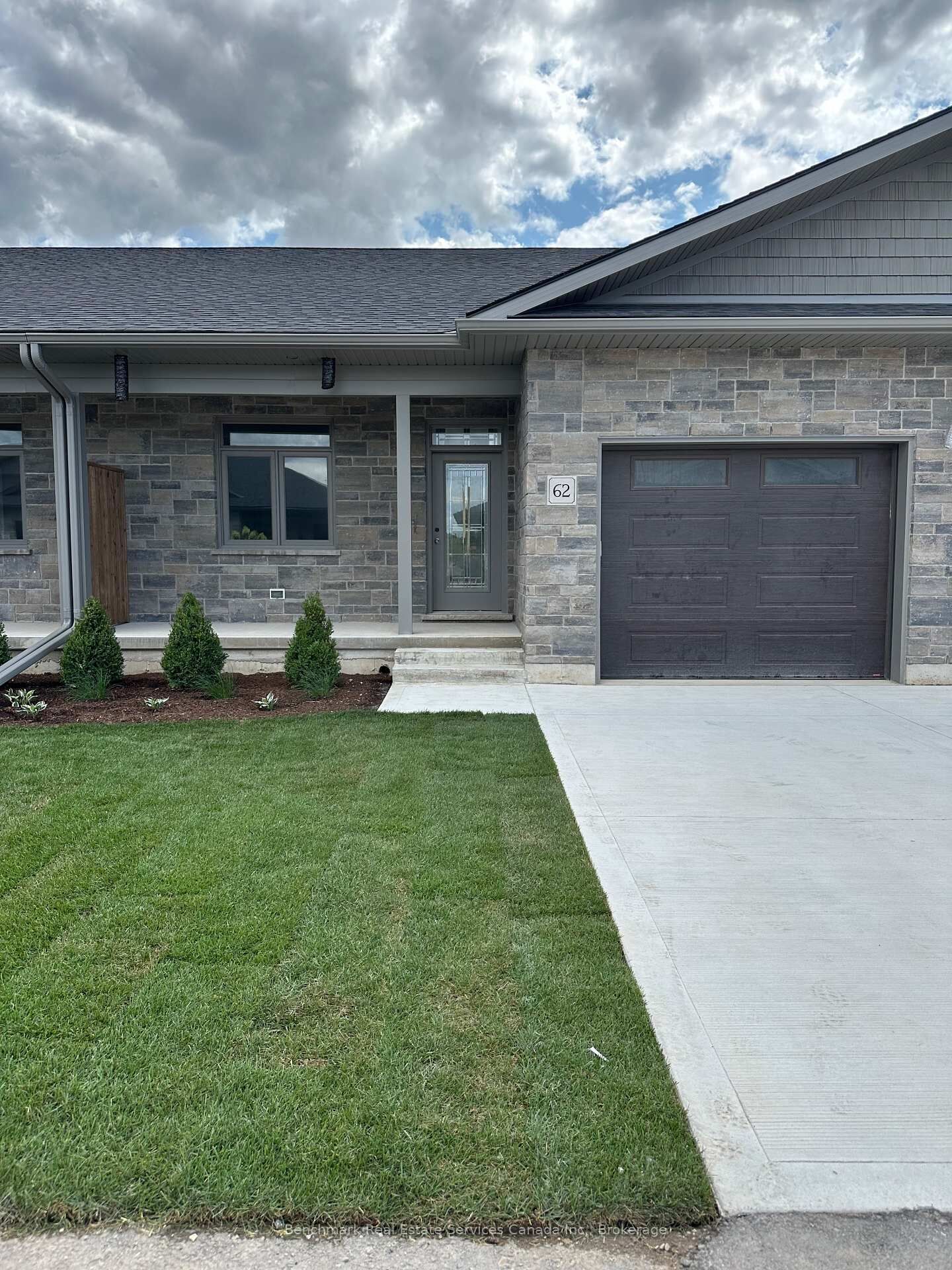 Property Photo:  62 Cavalier Crescent  ON N0G 2R0 